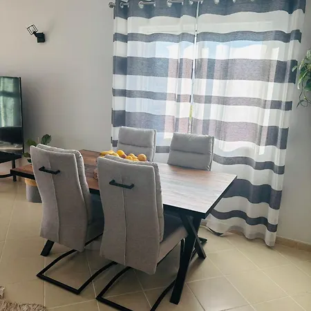 - T1 Proche Et Commodites